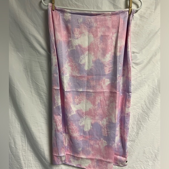 Roxy sheer skirt zip up on side size medium pink/purple tie dye - Picture 1 of 8
